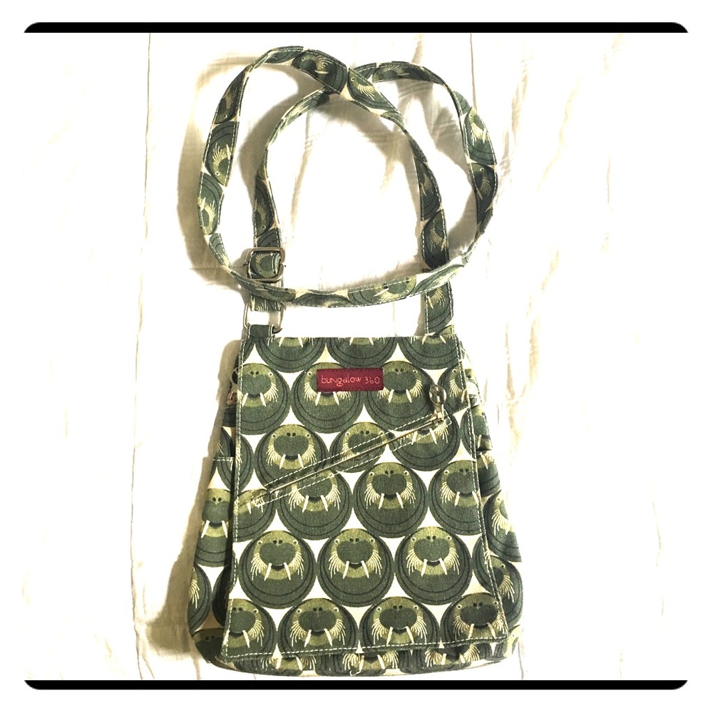 Bungalow 360 walrus cross body purse